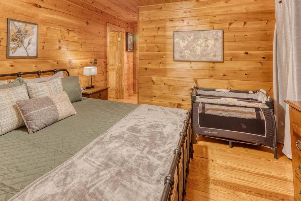Mtn Cabin Sleeps 10 - 5 Mins To Fishing & Camping Ellijay Luaran gambar